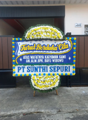 Papan Bunga Duka di Taliabu Utara